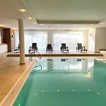 Mountain C15 By Interhome كابرون
